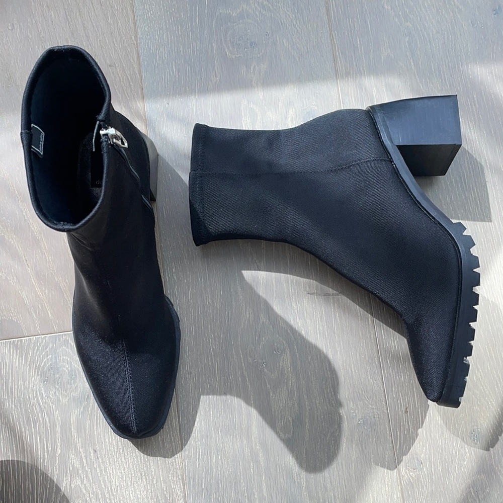 Black Boots